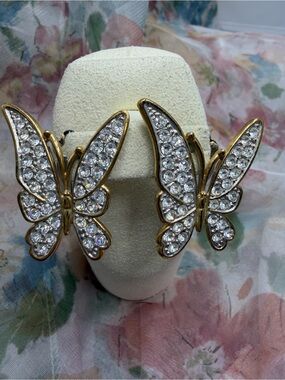 Vintage Gold Butterfly Crystal Clip-On Earrings Parklane #350SE